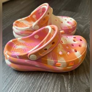 Crocs tie-dye platform clogs